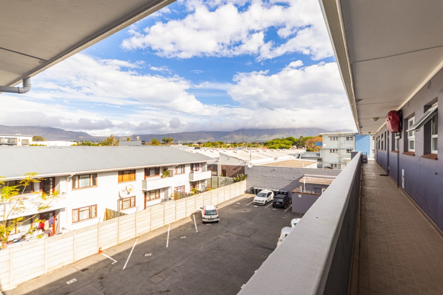 2 Bedroom Property for Sale in Diep River Western Cape